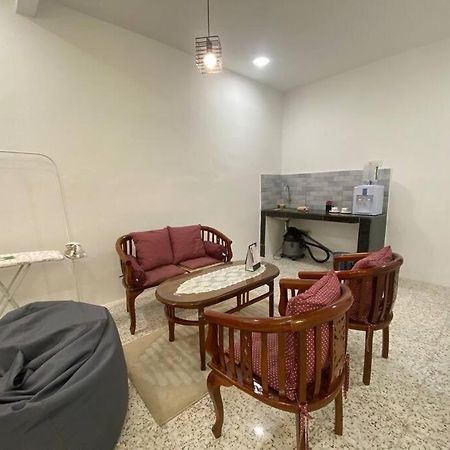 The Lawo Homestay Kuala Terengganu Exterior photo
