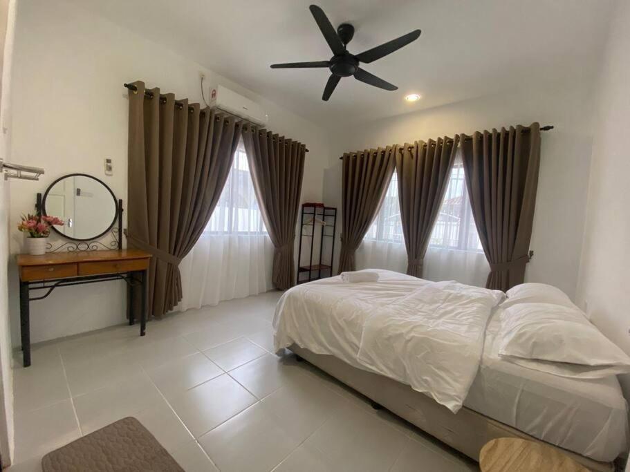 The Lawo Homestay Kuala Terengganu Exterior photo